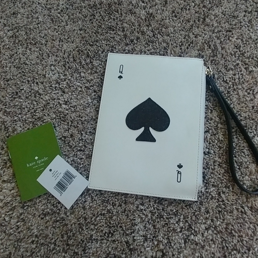 Kate spade harriet wristlet